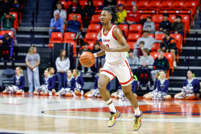 Homewood-Flossmoor New Trier Illinois boys basketball March 8 2024 Nate Latsch 26669